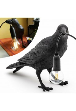 Настольная лампа в форме ворона